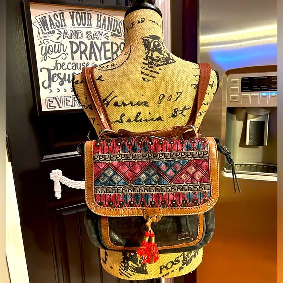 The Sak Boho Convertible Back Pack Crossbody Leather Embroidered Bag - Picture 3 of 6